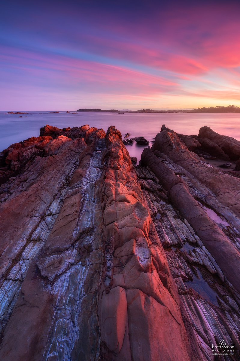 brettwoodphoto's tweet photo. A lovely sunset taken at a local beach a while ago.
#eurobodalla #tomakin #batemansbay #brettwood https://t.co/KUBuzweomi