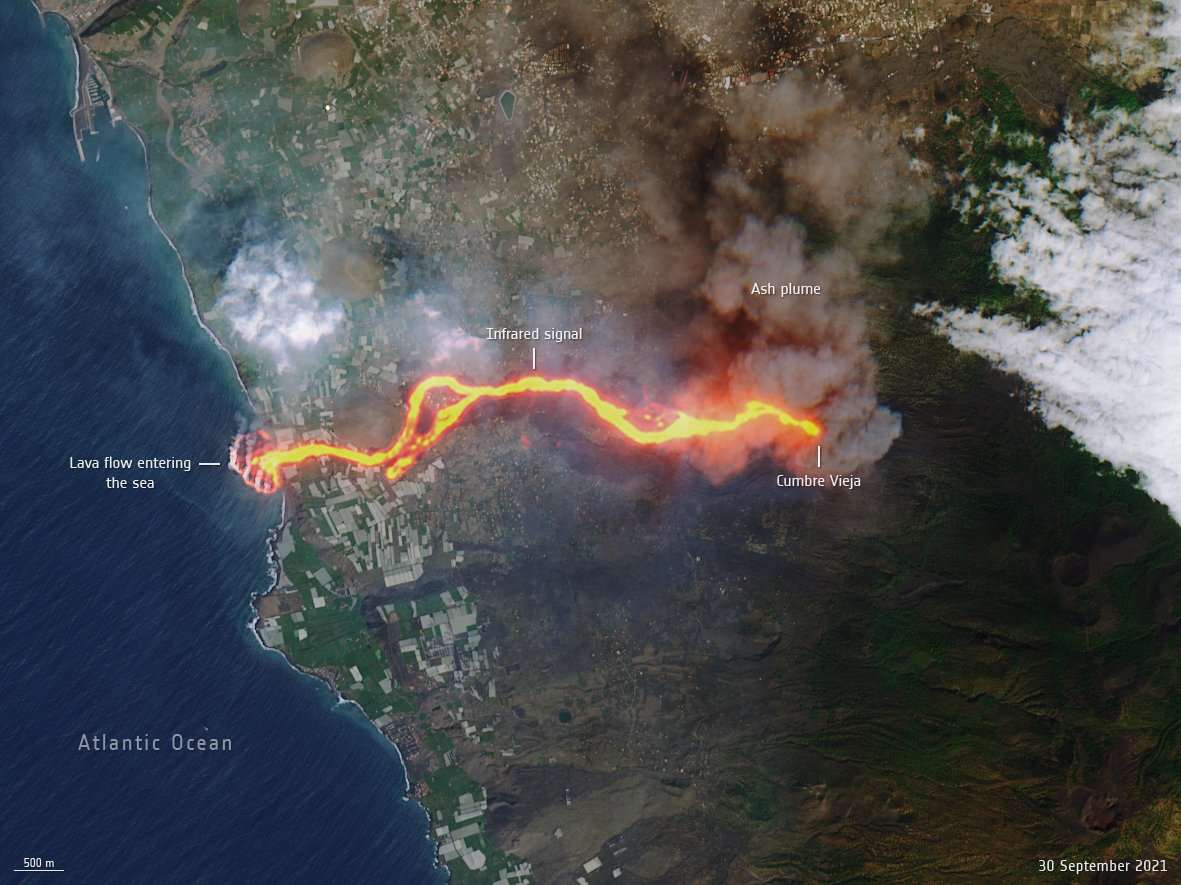 esa's tweet photo. 📷 This image taken by @CopernicusEU #Sentinel2 on 30 September 2021, shows the flow of lava from the volcano erupting on the Spanish island of La Palma 👉  https://t.co/aqVtFYBRt8 https://t.co/T6Vzsij0Fk