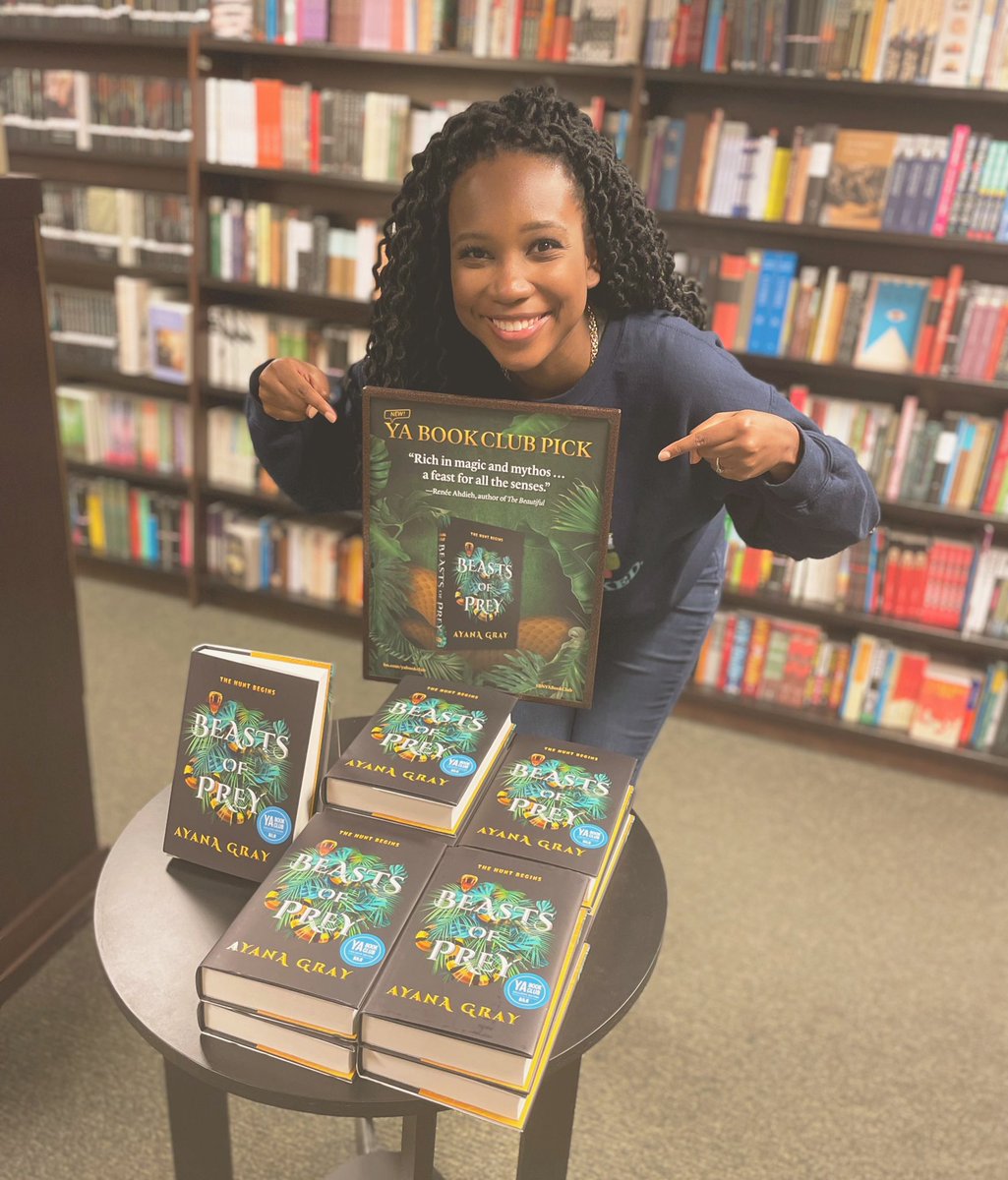 Happy October! 🍂🍁 I think it’s going to be a good month! :)

BEASTS OF PREY is <a href="/BNBuzz/">Barnes & Noble</a>’s YA Book Club of the Month pick! Don’t forget the BN version comes with exclusive art + an annotated chapter with handwritten notes and drawings from me! :)

Link! 👇🏾
m.barnesandnoble.com/w/beasts-of-pr…