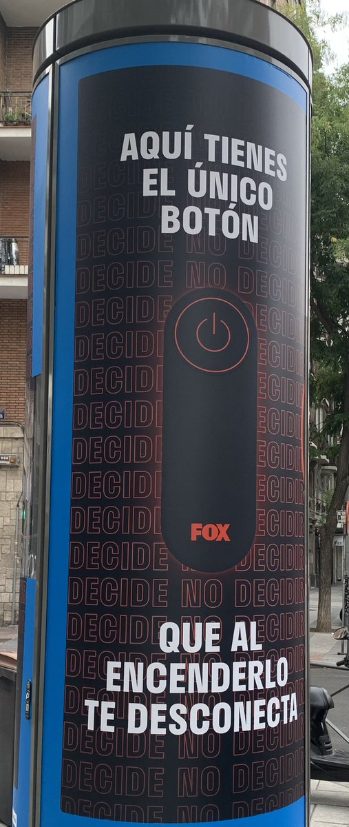 jmolaizola's tweet photo. El sueño engañoso de muchos: no decidir, no optar… y de paso no renunciar. Cuando la publicidad lo utiliza es que con ello apela a lo que muchos desean. Y sin embargo, uno más bien diría: decide decidir. https://t.co/vztTjv6Rx1