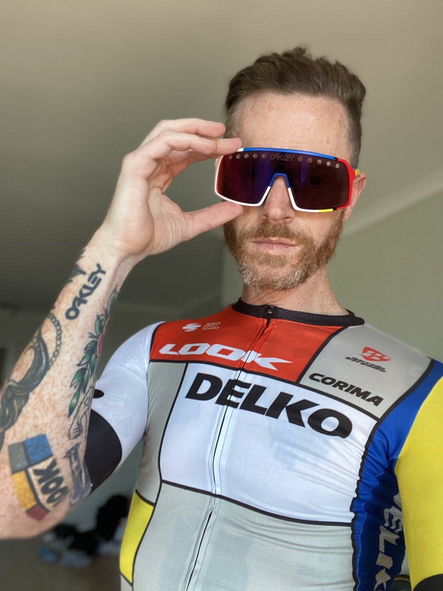 Sean_Sako's tweet photo. Only 50 kits available worldwide 

Bring back the eighties 

https://t.co/ov2BD9qcmz

@lookcycle @oakley @TeamDelko @corimawheels https://t.co/wqKXxb9sUg