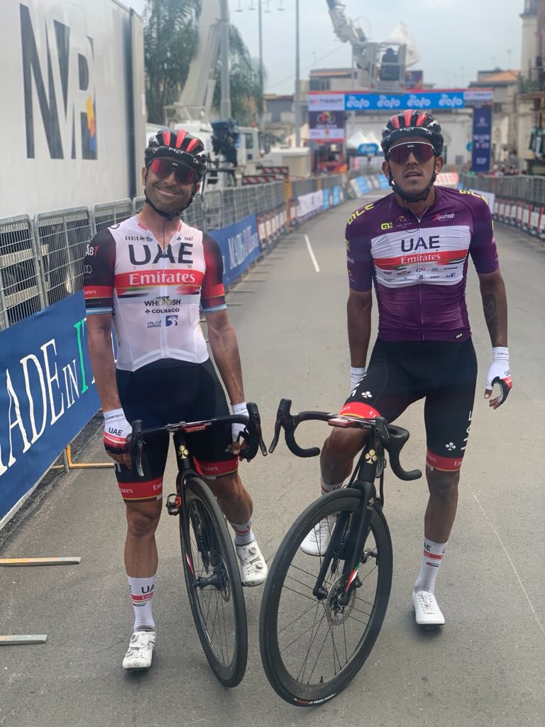 TeamEmiratesUAE's tweet photo. 🇮🇹 #IlGirodiSicilia Well done guys 👏 @MaxRicheze @sebasmolano_ 🟣

#UAETeamEmirates #RideTogether https://t.co/kpXb6JyuYx