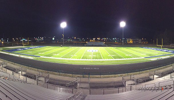 barstool_east's tweet photo. Missing these lights a little extra this week. #bringbackfridaynightlights https://t.co/tfZ2R9eftz