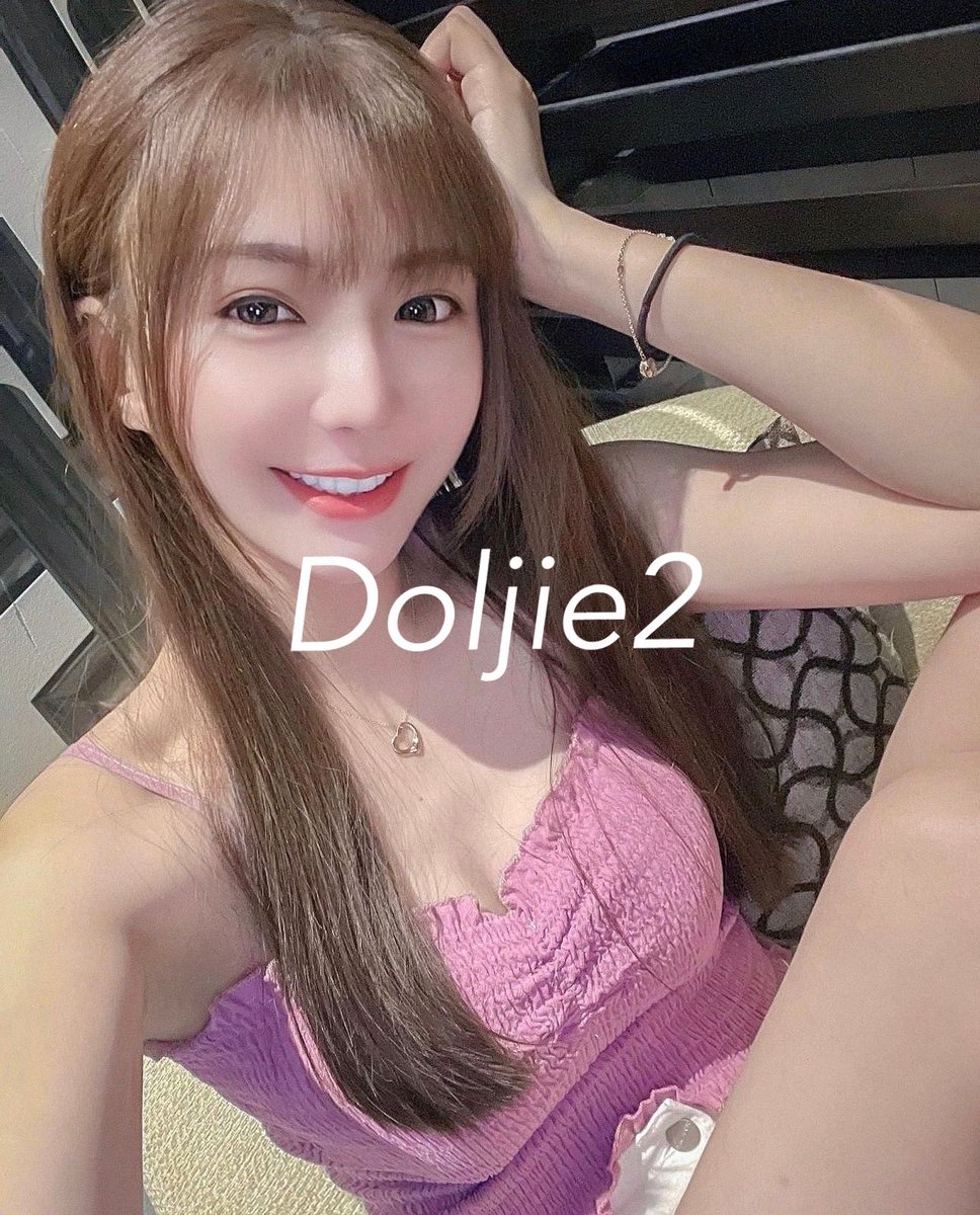 Doljie2's tweet photo. 我眼睛在上面呢 #裸聊 #文爱 #聊色 #仙女 #床上做爱 #福利姬 #露点 #胸推 #约炮 #深圳兼职 #深圳约炮 #做爱 #露胸 https://t.co/frRFcI5mOa