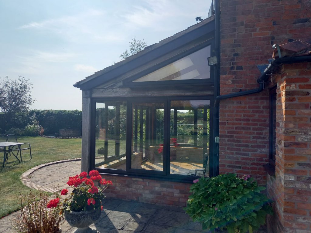DMWINDOWS's tweet photo. Recently fitted in granby of conservatory windows and French doors for more information please visit https://t.co/x8sbzCqrzF or call us on 0115 984 5943 for a free quote https://t.co/TlsUu2Tck9
