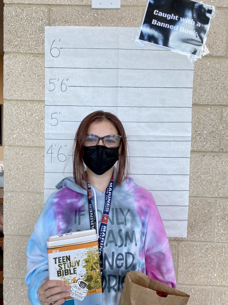 lesss1208's tweet photo. It’s the last day of our #BannedBooksWeek scavenger hunt! Help us find the few missing books that around campus. 😊

#educate #empower @NFHS_TrueNorth https://t.co/spNe6V2KrQ