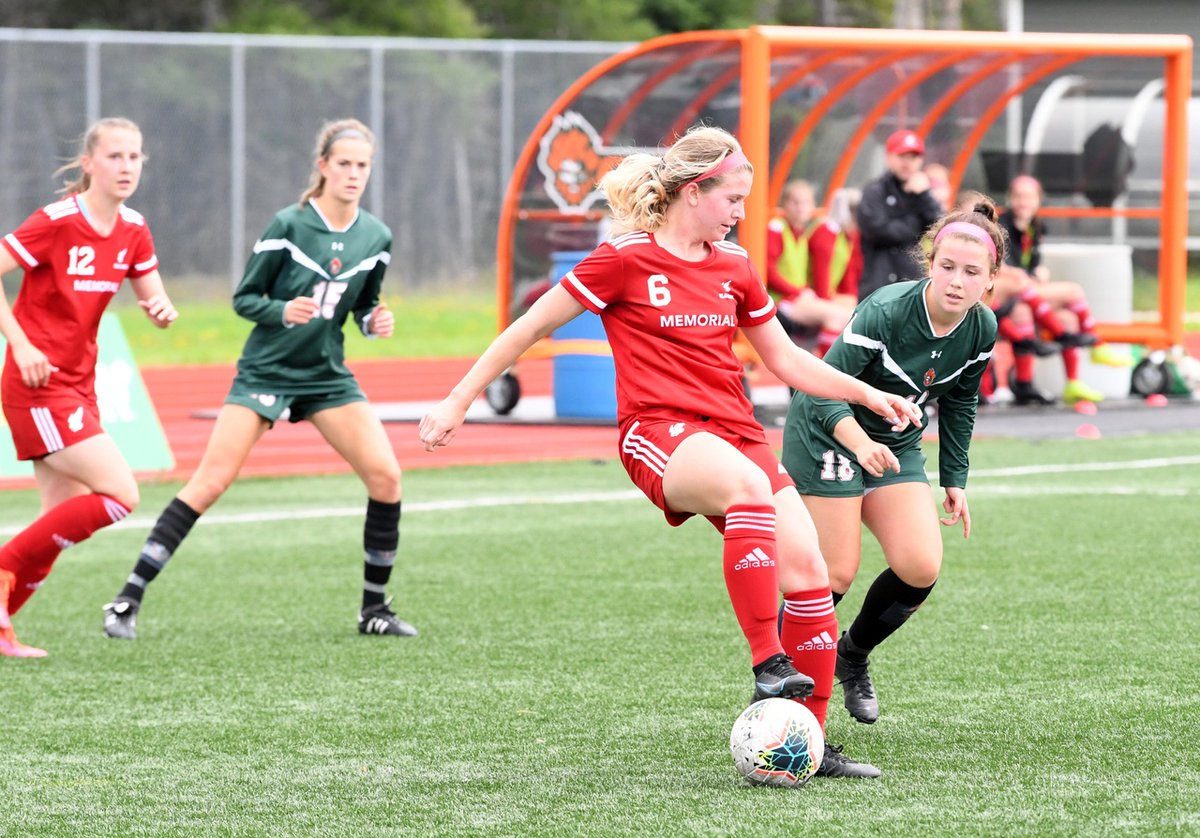 MUNathletics's tweet photo. Sea-Hawks women's soccer team returns home for a weekend series at King George V Park versus the UNB Varsity Reds.

READ - https://t.co/C6jVA8uKwC 

#WeFlyTogether https://t.co/F4G4fimCvP