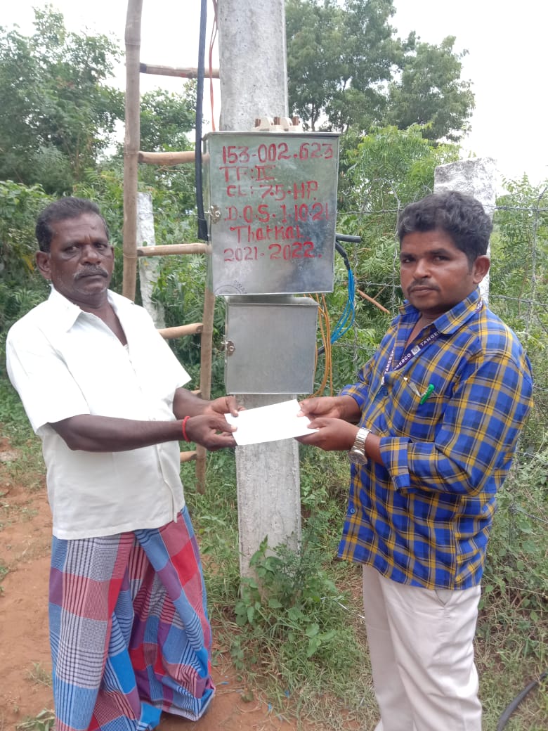 EKadathur's tweet photo. @V_Senthilbalaji @RajeshLakhani69 @sedpitangedco மாண்புமிகு தமிழக முதல்வர் மற்றும் தமிழக மின்துறை அமைச்சர் அவர்களது ஆணைக்கிணங்க ஒரு லட்சம் மின் இணைப்பு வழங்கும் திட்டத்தின் கீழ் இன்று தர்மபுரி மாவட்டம் கடத்தூர் கோட்டத்திற்குட்பட்ட  பயனாளர்களுக்கு மின் இணைப்பு வழங்கப்பட்டது. https://t.co/VcpBf6PNbF