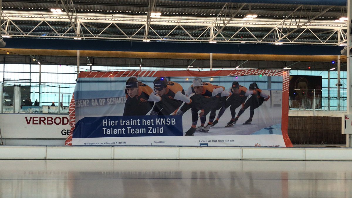 ijsclubtilburg's tweet photo. Het ijs op de @Ireenw_IJsbaan in @sportintilburg ligt er al klaar voor, morgen open dag, kom je ook? IJsclub Tilburg geeft in de ochtend leuke clinics en om 12u een demonstratie van baanselectie tilburg . Meer info op onze website https://t.co/bGtZqRWCHD
@KNSBzuid @KNSB @Ireenw https://t.co/VZTF9l3ES4