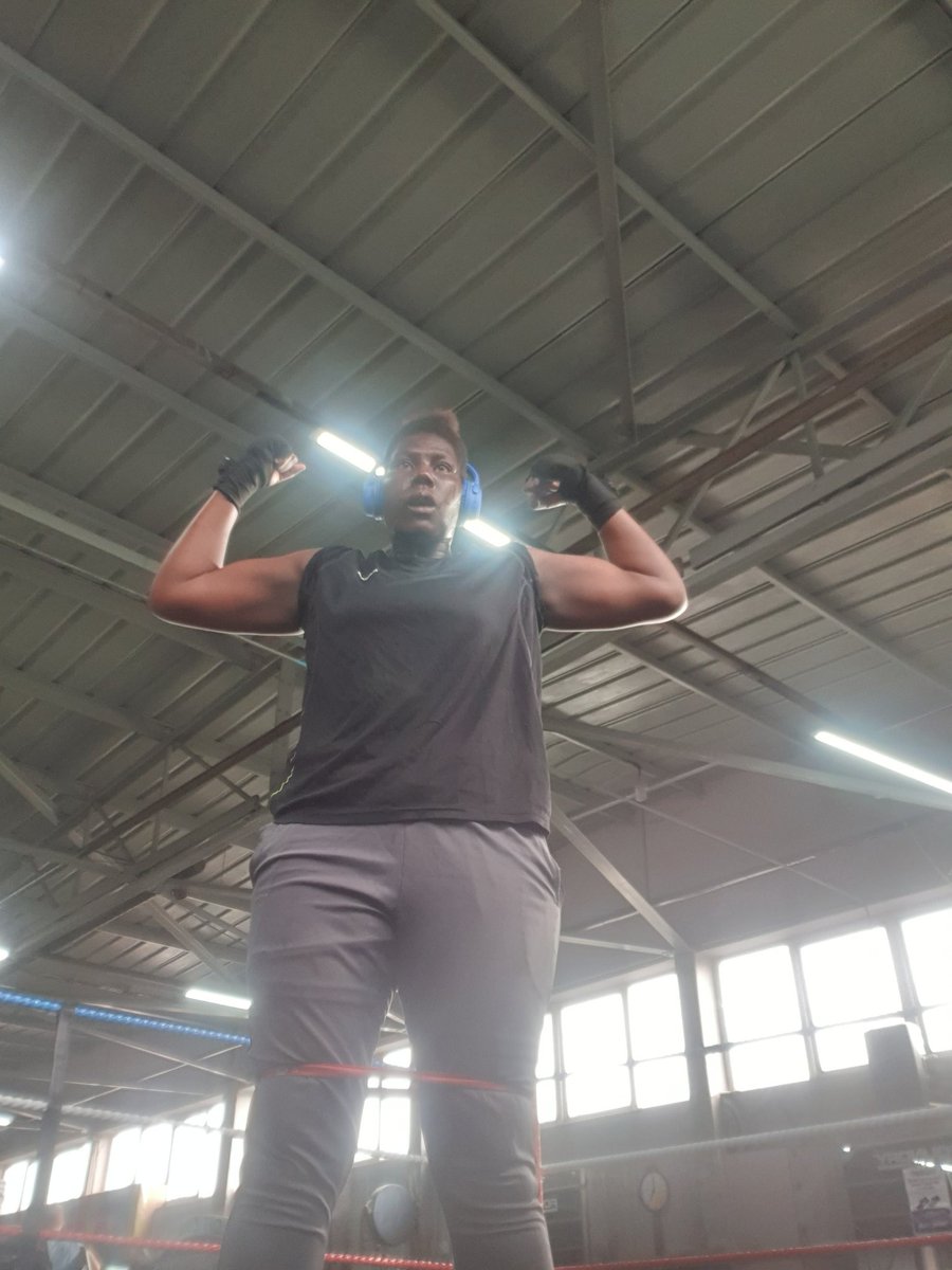 Heavyweight Masterpiece 
Its all coming together now!!
#TeamBlackKat 
Let's go champ!!
<a href="/Spencer_Fearon/">Master Knowledge</a> 
<a href="/BCB_Boxing/">BCB Promotions</a>