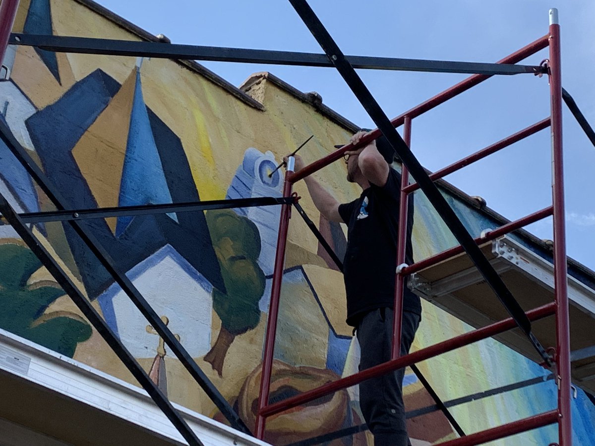 MrHennebry_lhs's tweet image. It was great to visit the artists at work on the Stonecutters mural, including LHS Art Alumni Ingrid Kallick (1979) &amp;amp; @MoriartyRob (1990) along w/ artists Harrison Halaska &amp;amp; lead artist Caryl Yasko. Thanks Caryl for inviting me to add a brush stroke, I’m honored. 📸 Rob Moriarty