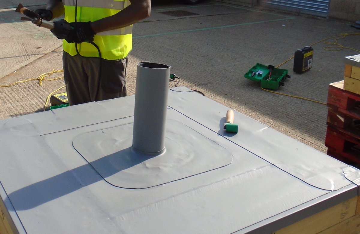 AcademyGla's tweet photo. Renolit Alkorplan single ply course completed in September at Hollesley Bay, trainees complete inverted and table top flat roofs. Renolit “trainee” cards set out a pathway to employment with the approved contractor network. #GLA #Renolit #HollelseyBay #Training #Jobs #Flatroofing https://t.co/UCFypBmuLe