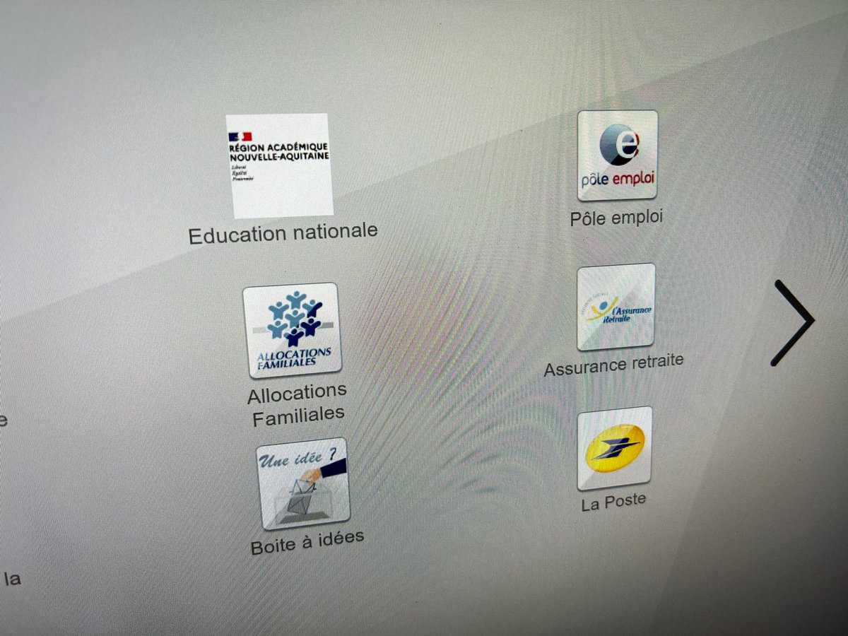 RANouvAquitaine's tweet photo. #ServicePublic 
Inauguration de l'espace #FranceServices de #Mirambeau (17), point d’accueil unique pour accéder aux services publics https://t.co/p1uvfXDNsf