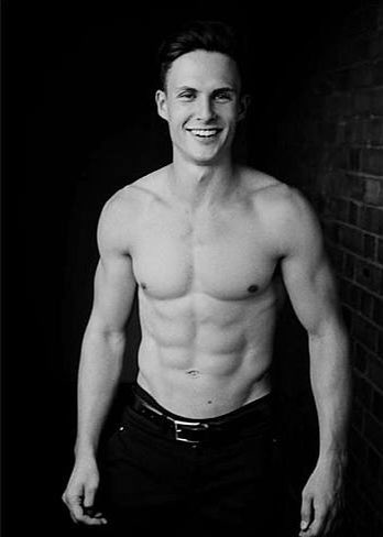 radiaterowley's tweet image. #FNHot World Smile Day #ArnasFedaravičius