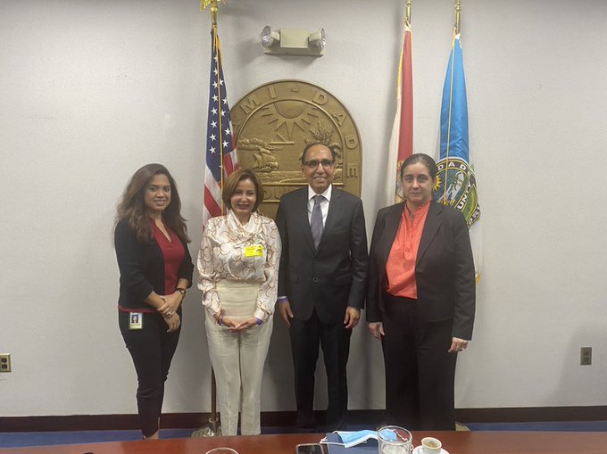 #ICYMI: Over the past week, ITC Interim Director Maria Dreyfus-Ulvert &amp; ITC Global Engagement Officer Sudeshna Chatterjee met with visiting delegations from #Bulgaria 🇧🇬 (left) &amp; #SaudiArabia 🇸🇦 (right) to discuss bilateral trade opportunities. (1/4)