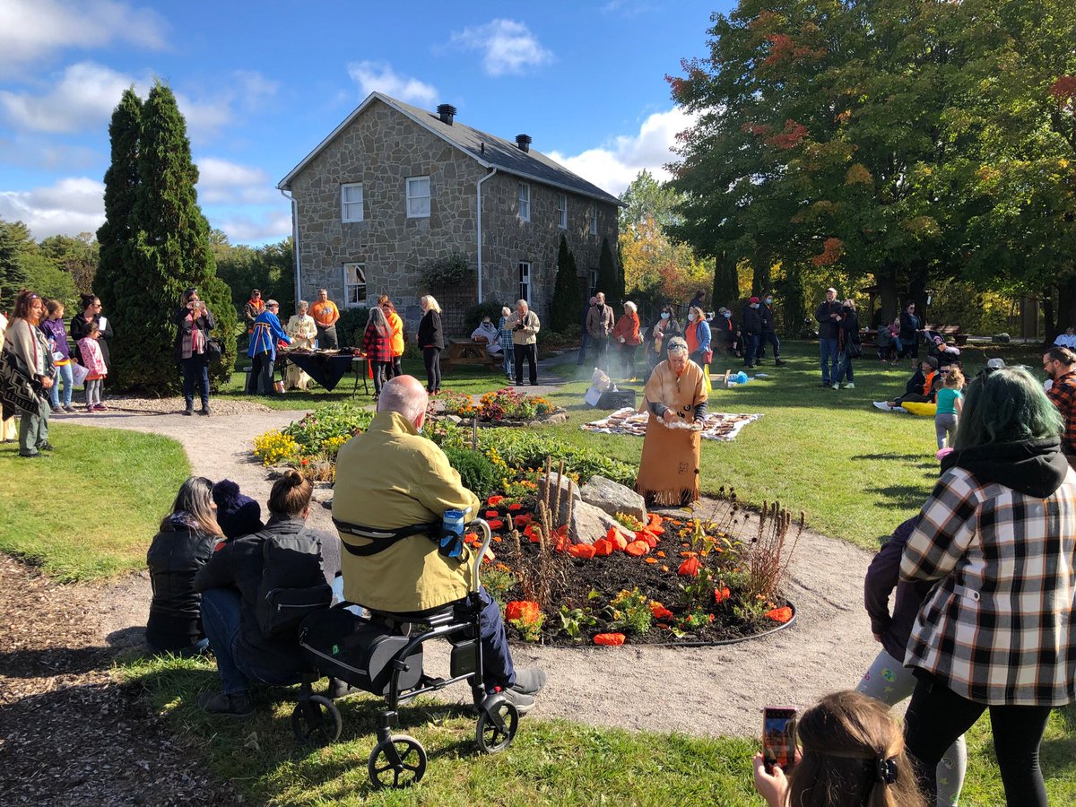 MBTRec's tweet image. Amazing day of learning &amp;amp; a shout out of thanks to BIAK EarlyON Mobile Unit for sharing their time and talent to help us celebrate #NationalDayforTruthandReconciliation at the Waba Cottage Museum &amp;amp; Gardens #EveryChildMatters #NaturalBeauty #Amazing #event