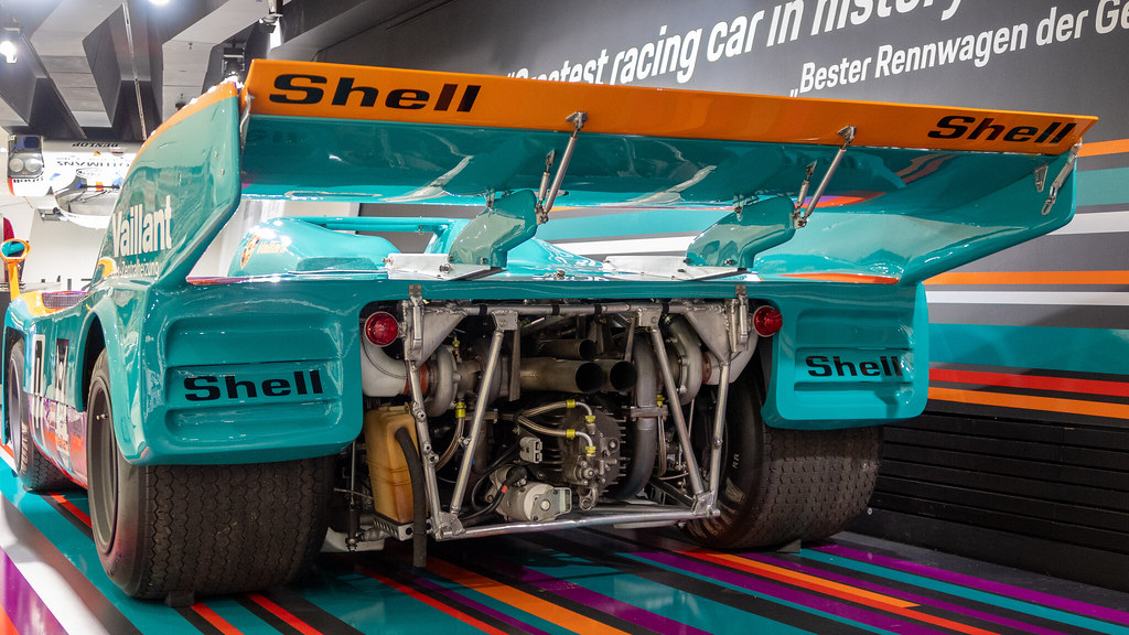 toritome2012's tweet photo. 12気筒+ツインターボ、みっちりと詰まってます。

Porsche 917/30 by -Bernd 123- #flickstackr https://t.co/NNWKnrdM3g https://t.co/tL7zVnF3HX