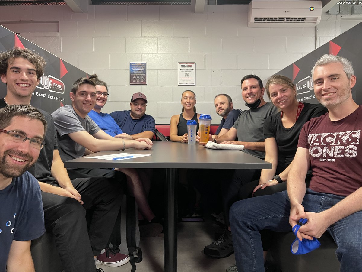 libeocom's tweet image. Libéo en mode science-fiction, ça donne quoi? Des combats épiques au fusil laser, rien de moins! 🔫 

Une partie de l’équipe était rassemblée au @LGEOfficiel 
pour trancher le débat de qui ferait le plus honneur à Han Solo 🤩 

#LibeoVibe #culture #entreprise #lasertag #social