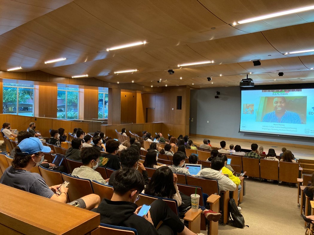washuolin's tweet photo. Many thanks to @officialedurain, Lux and Nyx & Small Circle Recipies for participating in the St. Louis Impact Initiative, an Olin club pairing students with local entrepreneurs for a 10-week consulting engagement in the fall. We loved the kickoff event last week! #OlinNow https://t.co/SgKnbj6SNv