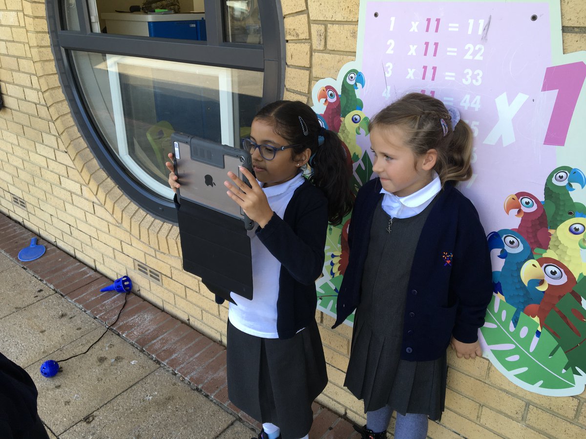 LearnTapscott's tweet photo. Computer Week at North Beckton Primary School saw pupils across the school developing their computer skills to create their own podcasts, vlogs, videos and newsreels. It was a wonderful technological week for all!

#ttlt #primary #newham #computerweek https://t.co/s8bTNq8xqX