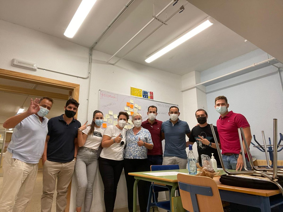 IES Carrillo Salcedo tweet media