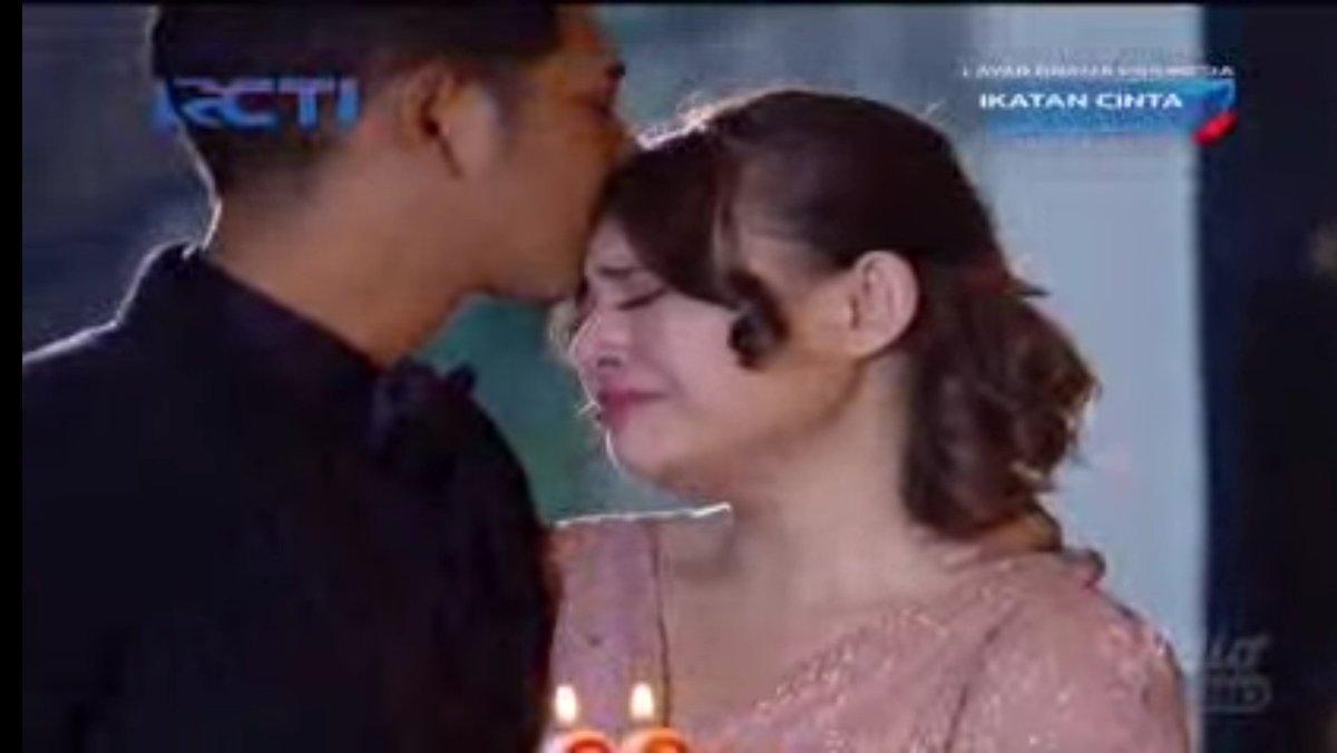 aldebucinky's tweet photo. GAPAPA LOW QUALITY, TAPI INI SWEET BGT ASHSGABAH😭🤍

#IkatanCintaEp456 https://t.co/wgBVKce9Bm