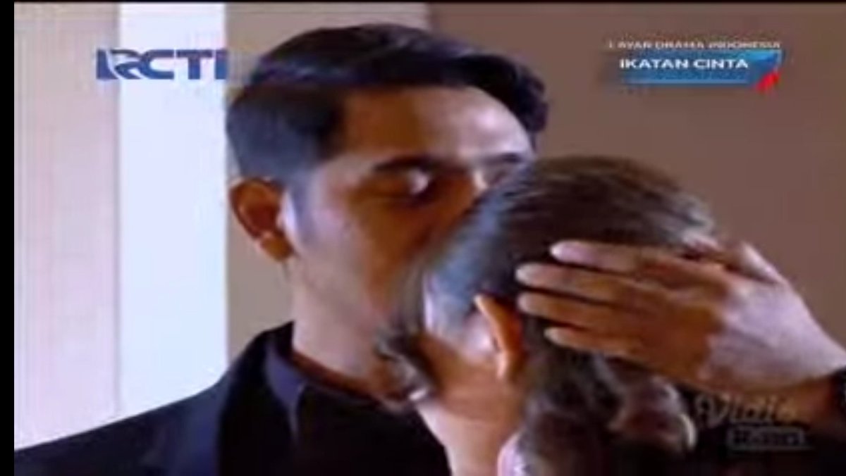aldebucinky's tweet photo. GAPAPA LOW QUALITY, TAPI INI SWEET BGT ASHSGABAH😭🤍

#IkatanCintaEp456 https://t.co/wgBVKce9Bm