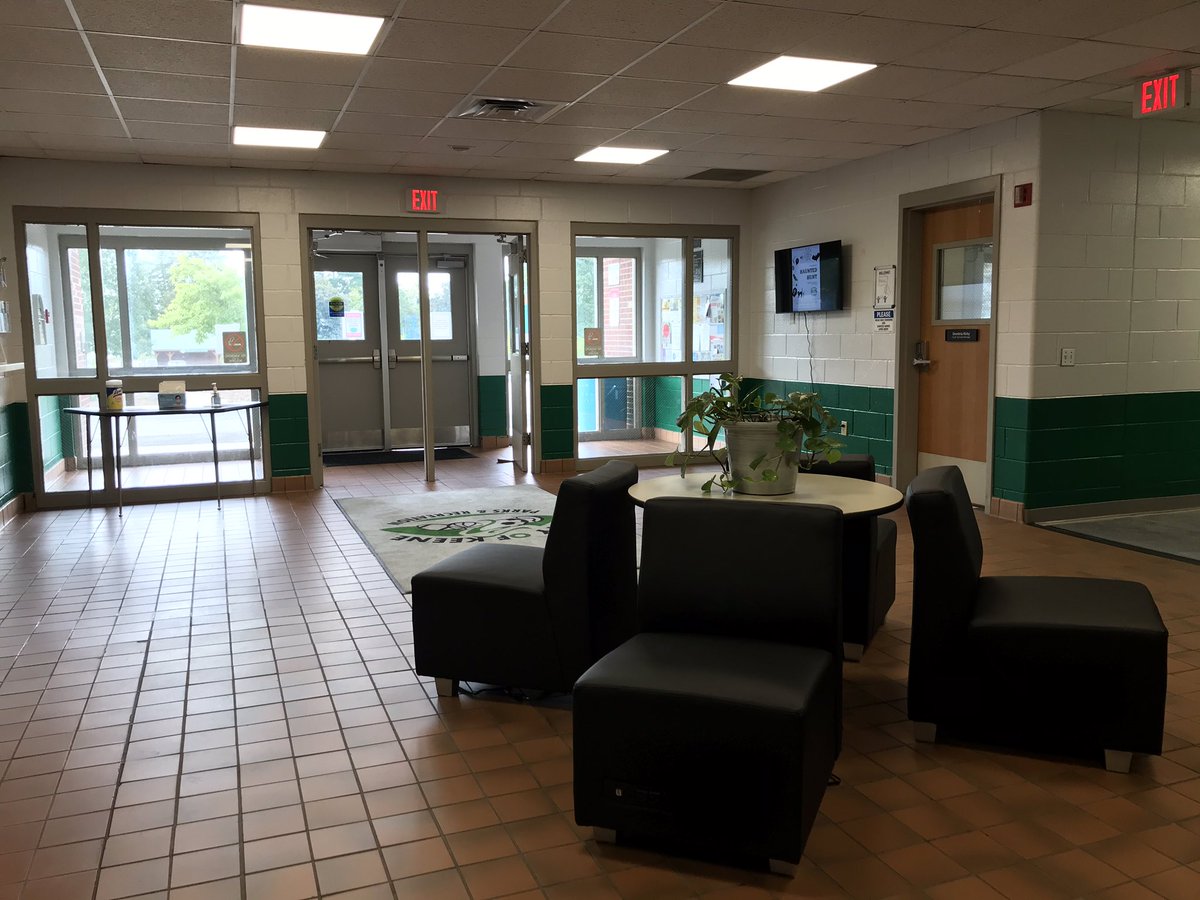 KeeneRecreation's tweet photo. Have you stopped by to check out the new lobby updates? It’s time to get your membership! We have adult soccer, basketball, and pickleball. https://t.co/Yi5EO0WAaT