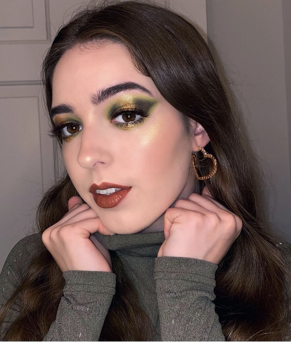 makeupbystefie's tweet photo. @GerardCosmetics I would love to be a part of the team! #GCprsearch @GerardCosmetics https://t.co/1mKodNmgey