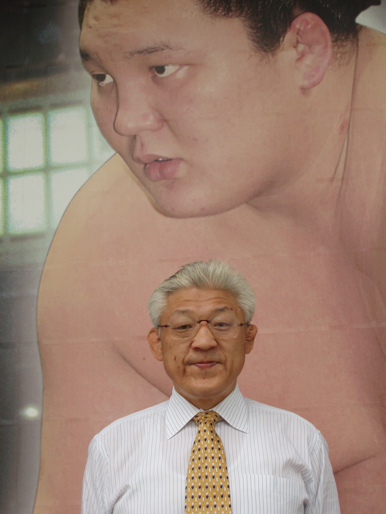 スポーツ報知 相撲取材班 師弟ツーショット 親方の顔写真を撮りたく お願いしたら素晴らしい場所を見つけました スポーツ報知 Sumo 白鵬 引退 間垣親方 宮城野親方 T Co 4okbj6kfm7 Twitter