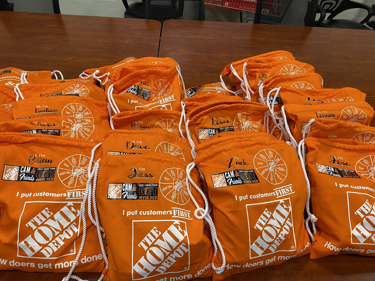 KimberlyRickert's tweet photo. Starting off CAM!!! Thank you to all of our cashiers, lot techs, Service Desk, OFAs, Pro Desk, and Tool Rental for all your hard work and dedication!!! https://t.co/v0lNbzZNrC