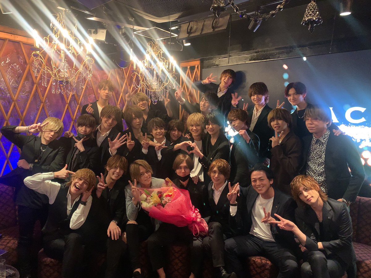 nard3da4's tweet photo. ACEとART合わせて約5年半勤めていましたが9/30日をもちまして退店しました！
ACEはキャストも勿論最高でしたが通ってくれてる子も最高でした！本当に仲良くしてくれてありがとう！これからもACEを宜しくね！関わって下さった皆にお世話になりました！ありがとう！ https://t.co/0l9uIGtaBr