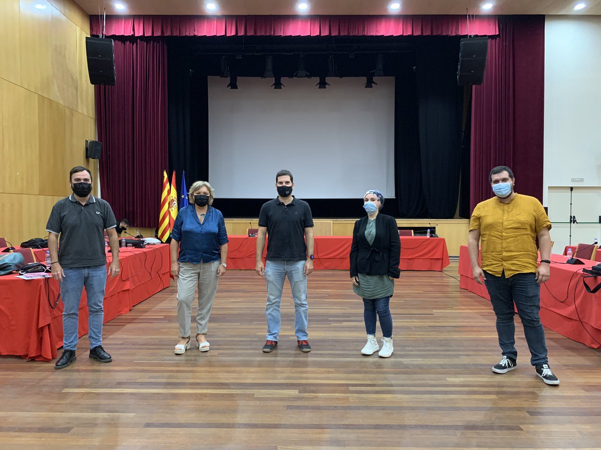 EsquerraStFeliu's tweet photo. ❗️Ahir vam tornar al #PleSantFeliu presencial i amb ganes de seguir treballant per la ciutat✊

#implicades #SantFeliu https://t.co/pxb3UAfIAd