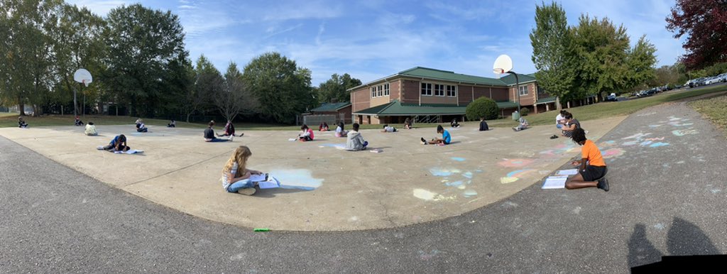 AnyeaGibson's tweet photo. Nice day=working outside!! #fifthgrademath #VMT #HPS https://t.co/dfuPWsAUUy