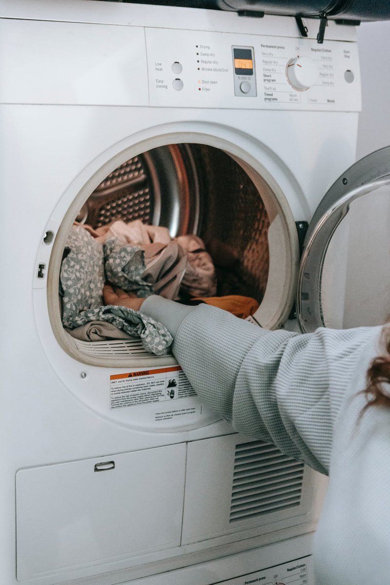 Aquaphor_UK's tweet photo. Softening your water could help to extend the lifespan of your home appliances as well as keep #limescale low. You shouldn't just be filtering your drinking water! Plenty of great information here: https://t.co/lZH0O1E2xB #hardwaterproblems #waterfilter https://t.co/csYrCjyUT1