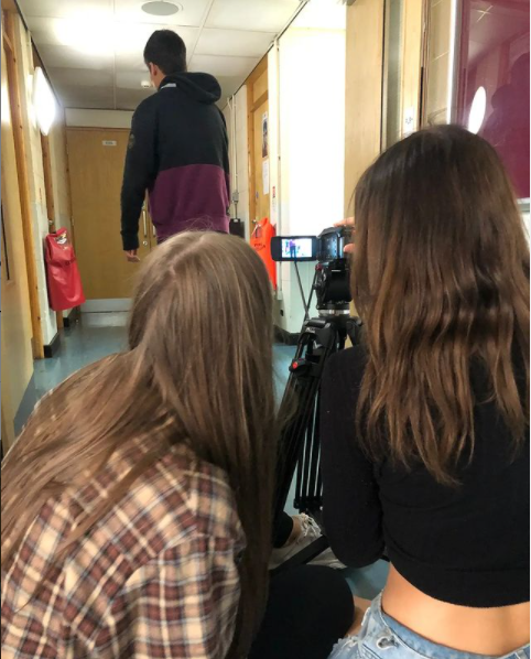 vocmedia's tweet photo. First years out and about with the cameras filming this week 🎥
@RunshawCollege @BTECStudents #btec #creativemedia #mediaproduction #video #creative #create #camera #camerop #videoproduction #runshaw #lancashire #runshawcollege #level3 #college #vocational https://t.co/5VMpNdKnpE
