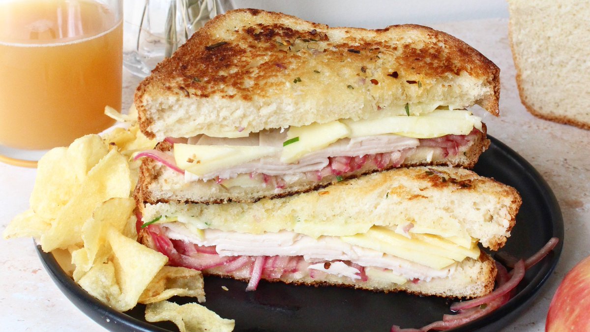 ButternutMFarm tweet media