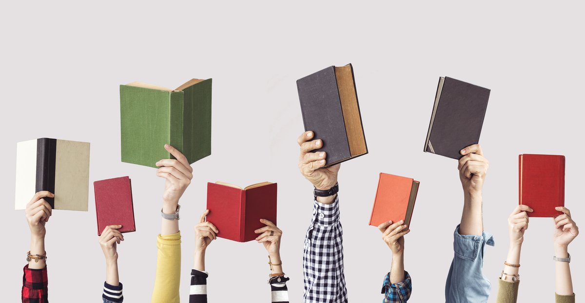 ecolecatholique's tweet photo. Vous dévorez les chapitres de vos livres ? 📚Eh bien le mois d'octobre est le mois des bibliothèques canadiennes !

Au CECCE, les livres et les bibliothèques représentent une grande richesse pour toutes et tous.

https://t.co/G2DSasO0ej https://t.co/pVaQLBuO6j