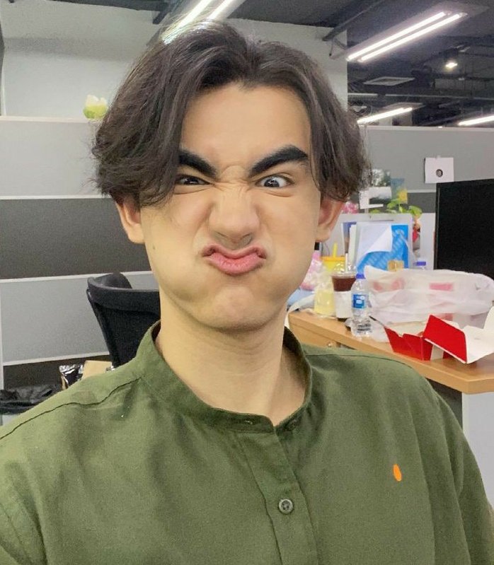 NotiBLOficial's tweet photo. 🗓01 OCTUBRE en TAILANDIA🗓
#Drake_Laedeke quien interpretó a Lang en #1000Stars cumple 21 años.😍😍
Latinoamérica y todos los fans de habla HISPANA le desean un Feliz Cumpleaños 🥳🎂🥳
#BL #NotiBL #Drake21stBirthday https://t.co/x9AAl0oDWw