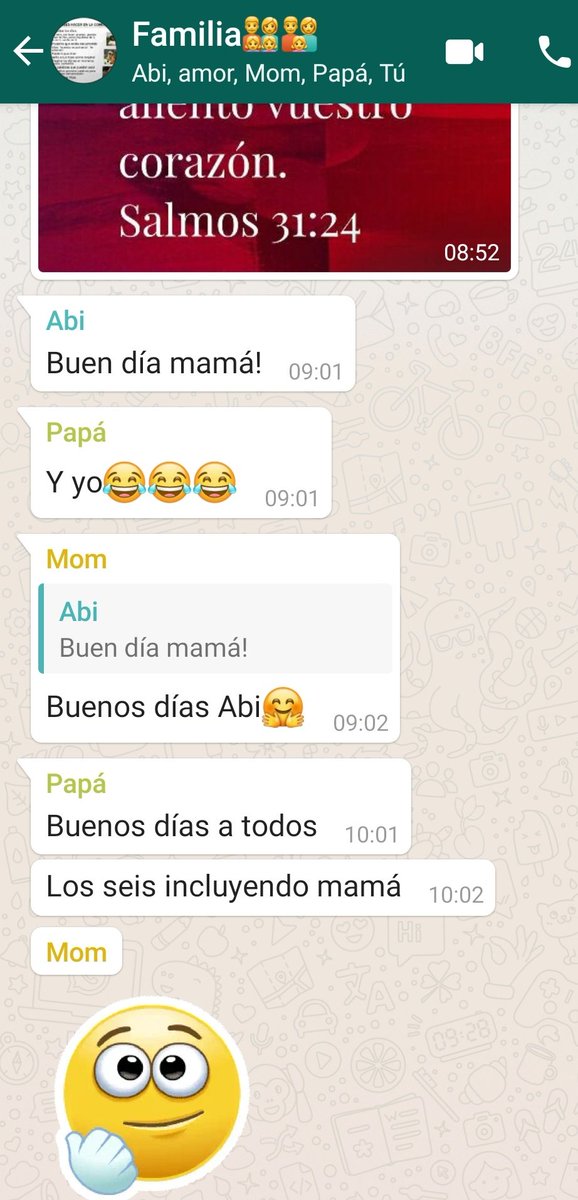 ArceRaquel's tweet photo. Qué tal sus papás en el grupo de la familia?
Mi papá siempre le novillea a mi mamá 😂😍 https://t.co/4bmSPGeSLs