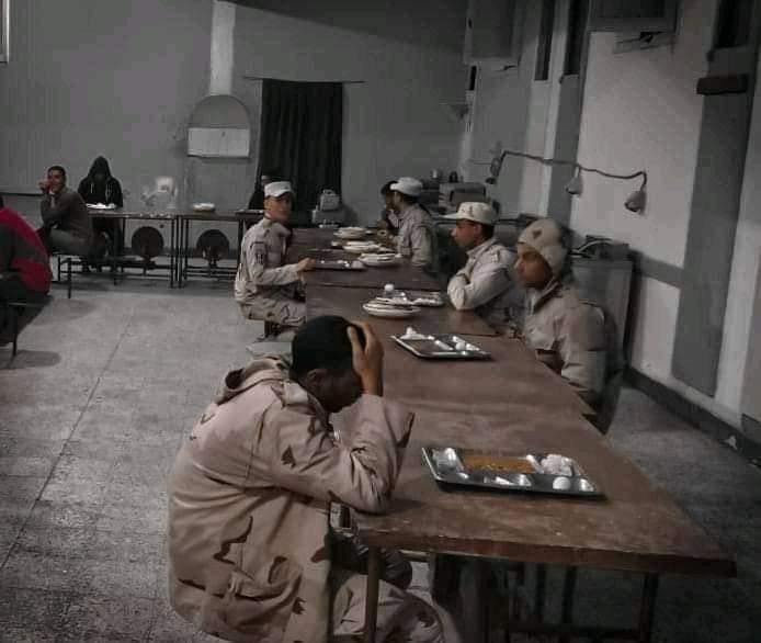 _soukar11's tweet photo. No one knows how difficult these days are, except for those who lived them.
📸unknown https://t.co/nheoA1hEtG