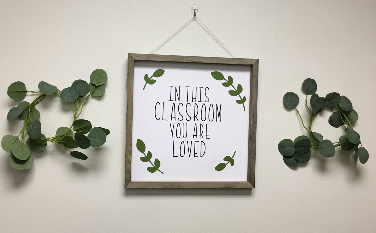 drabate_dlms's tweet image. What a great message to see when you enter a classroom! #DLProud @deerlakessd