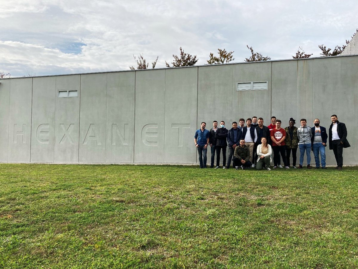 Hexanet's tweet image. [Visite] 👨‍🎓
Cet après-midi nous avons accueilli les étudiants du Cesi de Reims pour une visite du Data Center d’HEXANET. Ils étaient accompagnés de leur professeur Charles Bramas, également ingénieur Avant-Vente au sein d’ #HEXANET.

#CESIReims #CESIRISR2021 #CESIAlternance