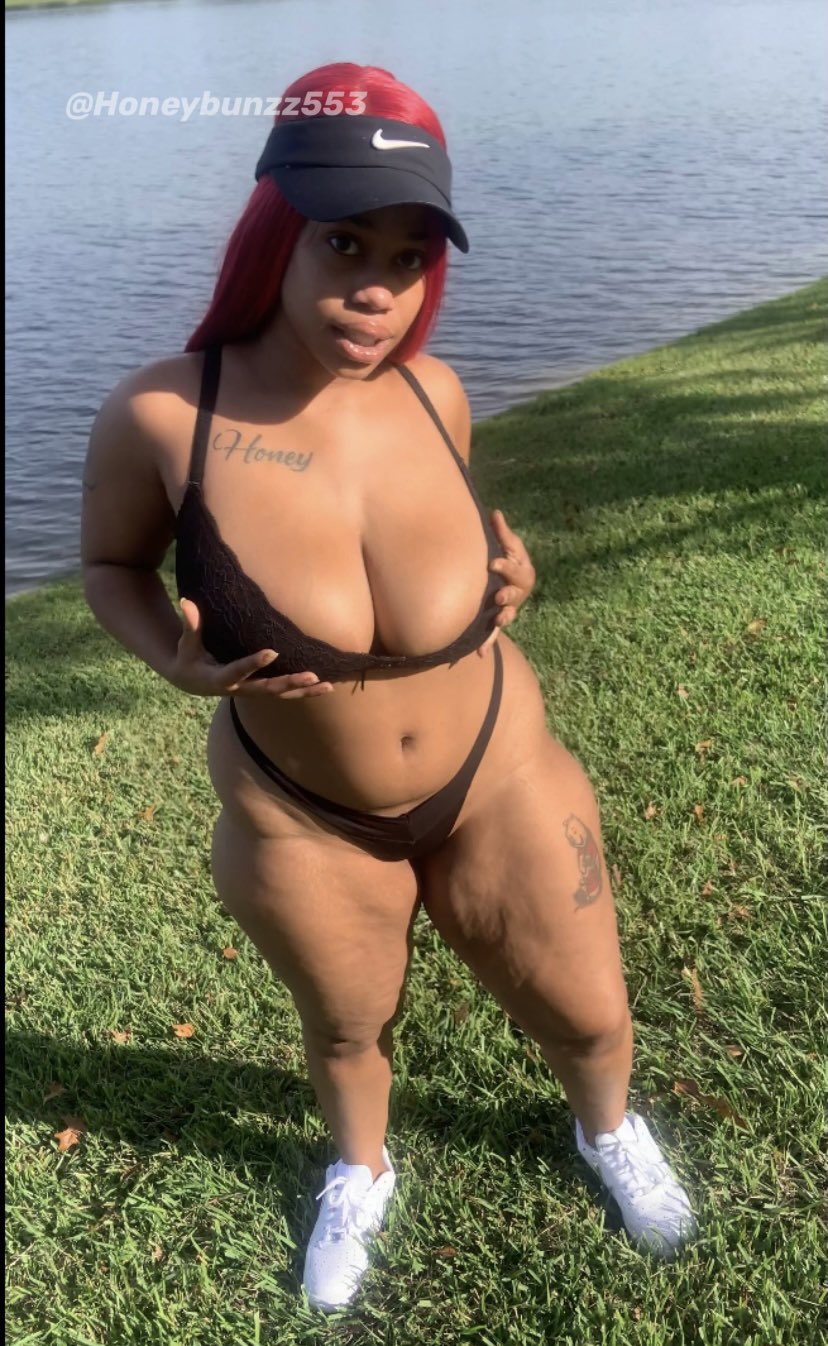 Honeybunz on Twitter: "Gotta get them angles 😁😍 https://t.co/V1P41DfUHv" / Twitter