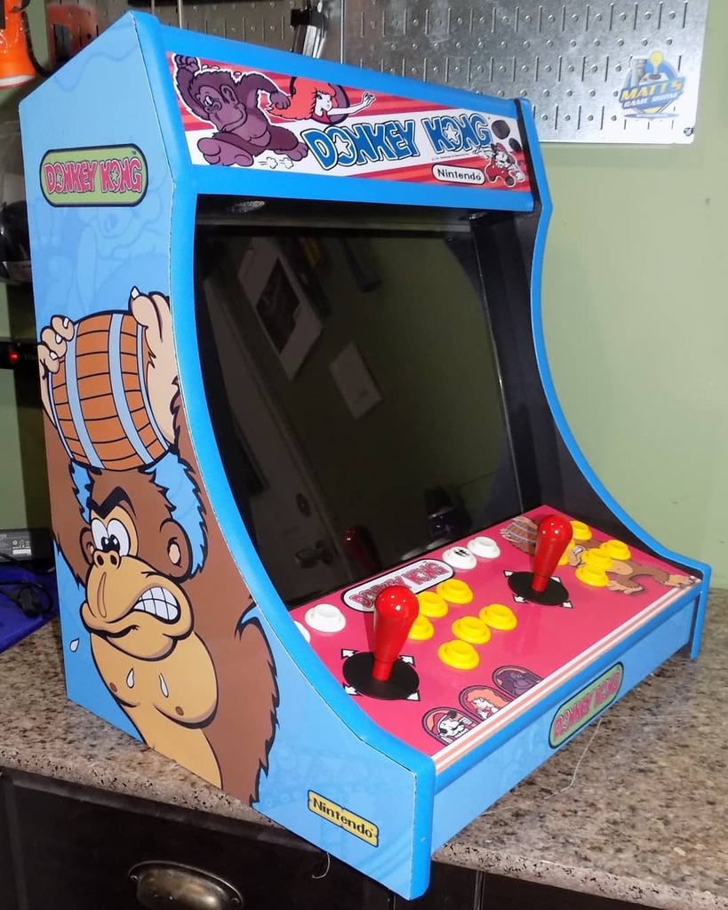 Mattsgameroom1's tweet photo. Two player bartop arcade with a new school Donkey Kong theme. 
.
.
.
.
.
.
#arcade #bartoparcade #arcademachine #gameroom #mancave #mattsgameroom #nintendo #donkeykong #retro #retrogamer #retrogaming #gamer #gaming #videogames #mame #mamemachine https://t.co/g1iR7EVdQZ