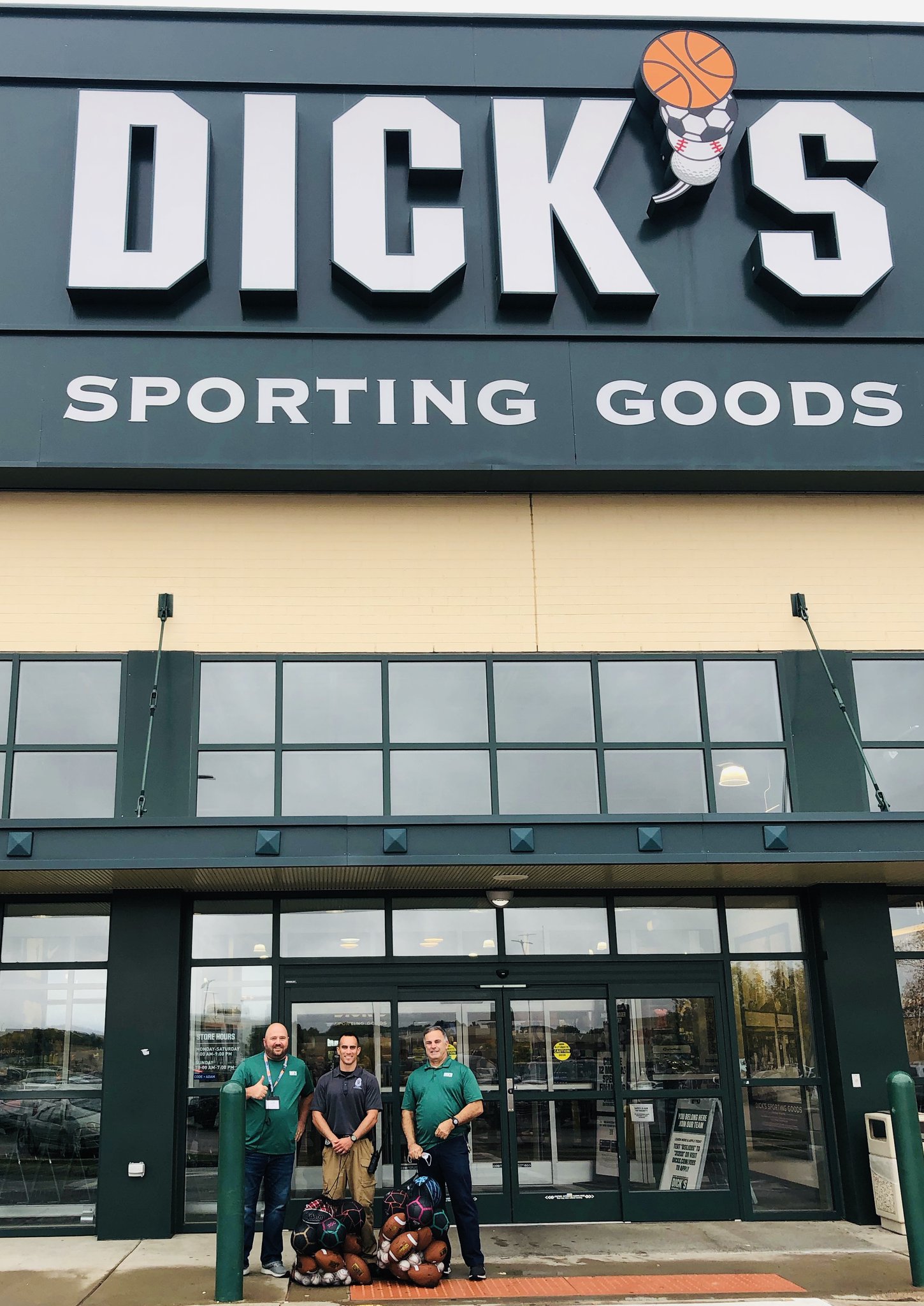 Sioux Falls Police on Twitter "Big Thank You to Dick's Sporting Goods for the donation of
