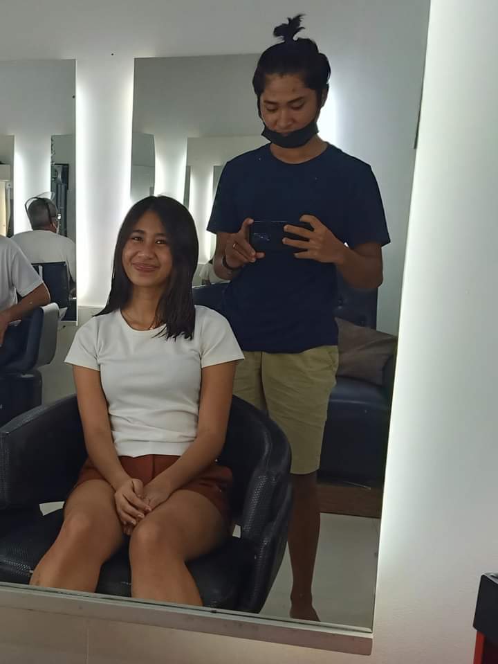 TeamKenYen's tweet photo. Tomorrow is Saturday! 
Sinong excited na para sa new vlog ng kenyen 😍

Don't  forget ang ating hastag #KenyenWhisperChallenge https://t.co/LX99kRf3fn