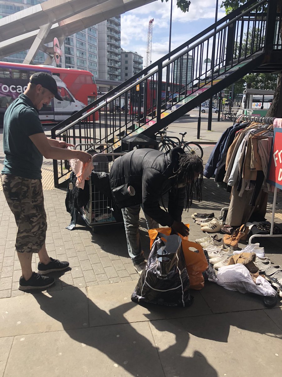 Hi, we support those in need on Friday afternoons with clothes, drinks/snacks and a chat. As the cold weather is setting in we really need donations of warm clothing, coats, hats, gloves, trainers and sleeping bags. 
Thank you for supporting us 😊💙 #Homeless #BeKind #charity