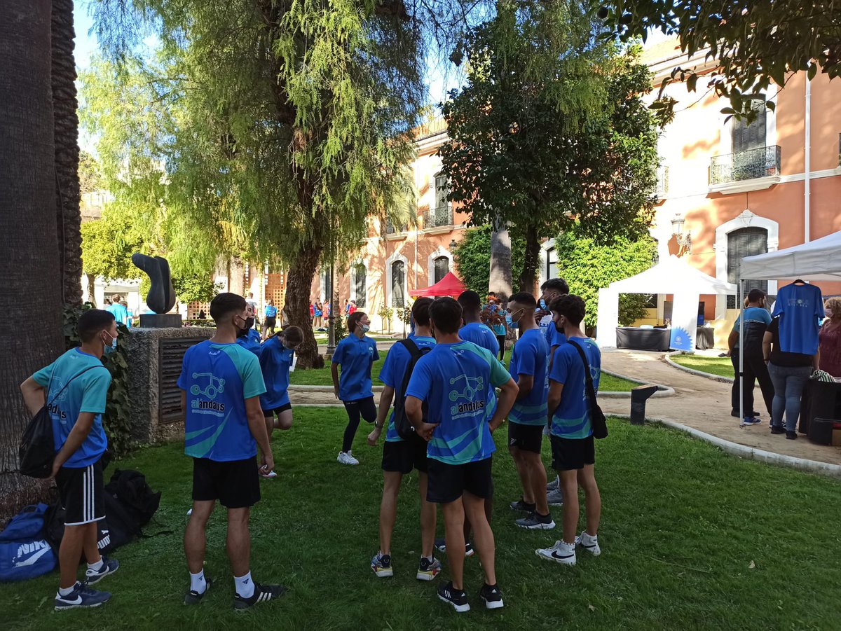 CtdAlandalus's tweet photo. 💙💚 Maravillosa y divertida jornada de @ctdalandalus en la V Feria del Deporte, en la Casa Colón 

#VFeriadelDeporte #AlumnosTop #ProfesTop #DeporteHuelva #Huelva #CTDAlAndalus #CentrosAlAndalus https://t.co/xFWUvvOBdJ