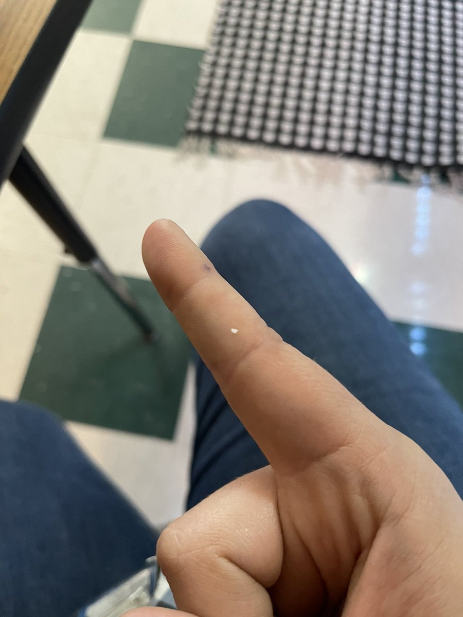 baker5th's tweet photo. Today we cut a piece of paper in half as many times as we could to represent how small atoms are. I think our highest amount of cuts in half was 22! ⚡️⚛️ https://t.co/tLnkpFnsdC